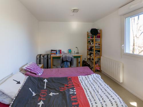 logement avec 2 lits dans une seule grande pièce
Photo non contractuelle